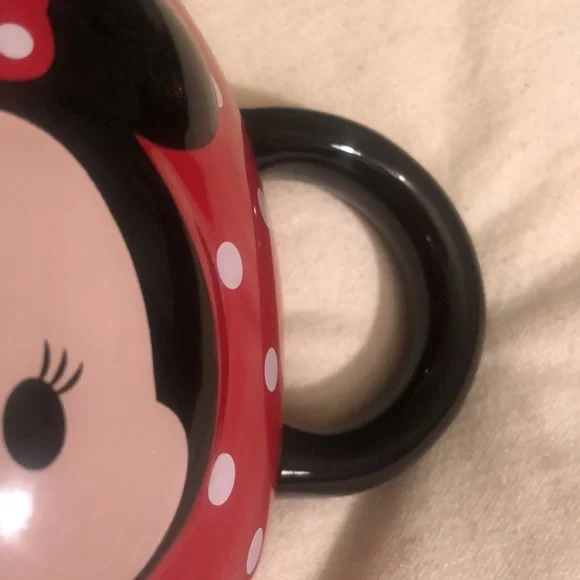 Darling Minnie Mouse Polkadot Mug! - Picture 10 of 11